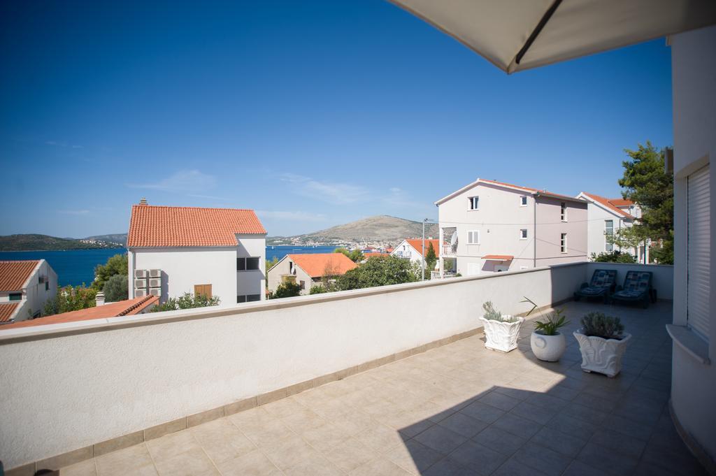 Villa Bianca Trogir Exterior foto